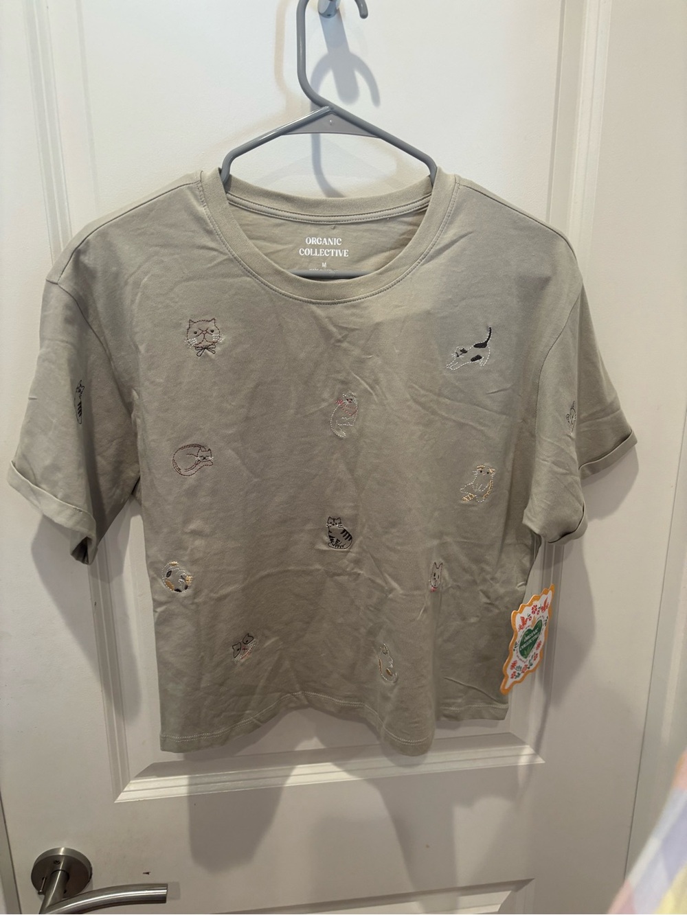 NWT Organic Collective Embroidered Cat Tee in Light Sage Green- S